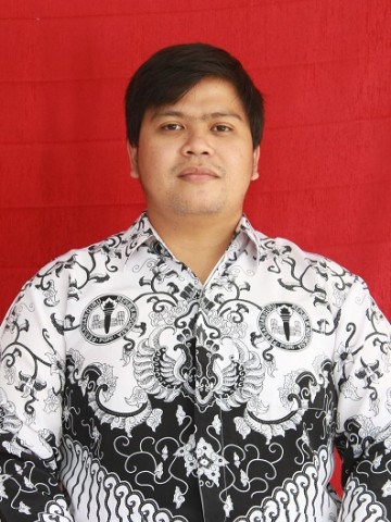 LUTFIAN PRAMANA PUTRA, S.Pd.